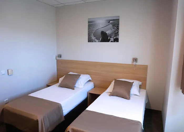 伊赫蒂曼汽车旅馆 3*